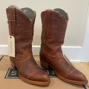 Selling my scotch “The Jamie” TECOVAS!! They are unworn, right out of the box!